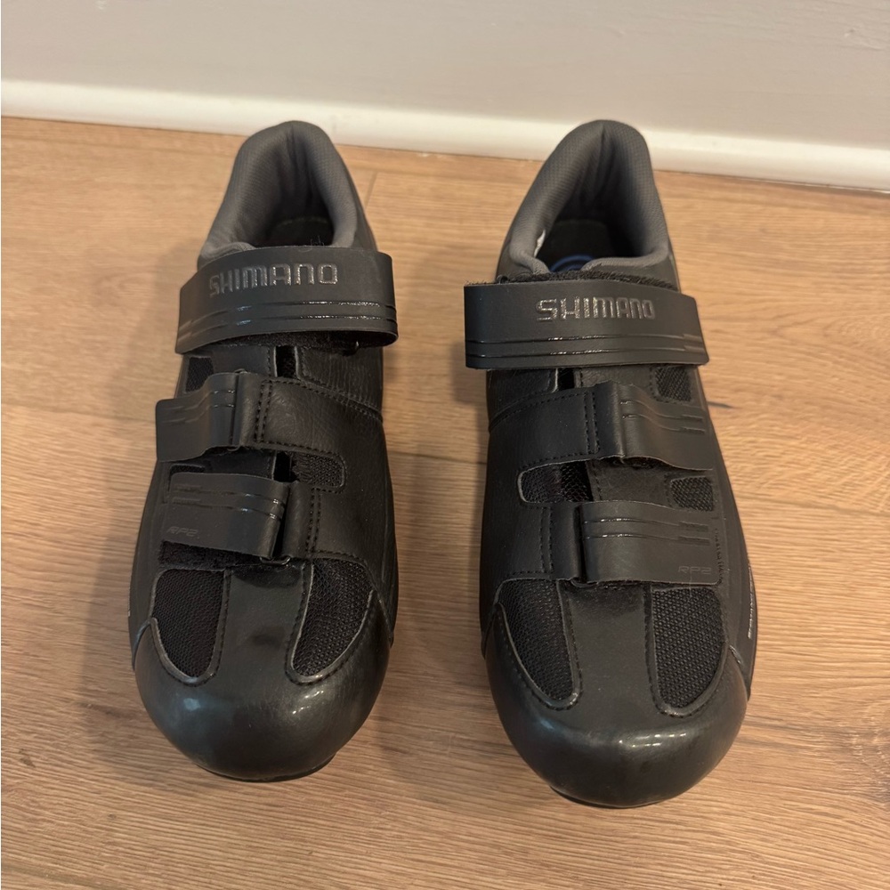 Shimano indoor cycling shoes, unisex size 43, CLIPS INCLUDED